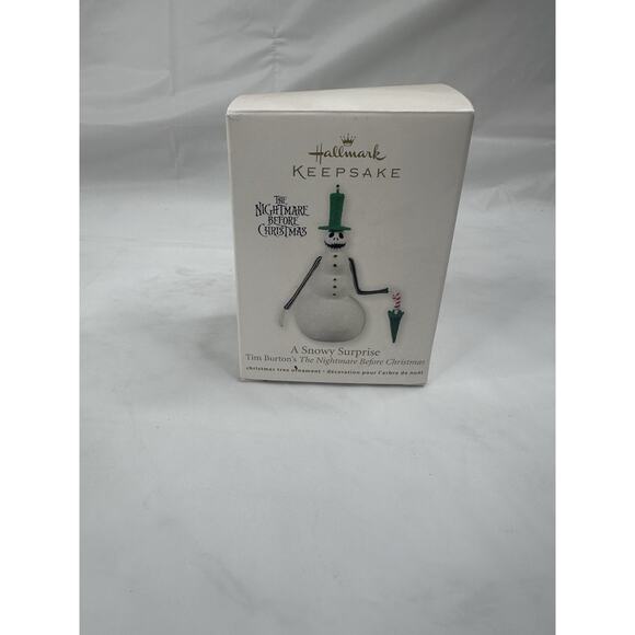 The Nightmare Before Christmas - Hallmark Ornament - A Snowy Surprise - NEW - Picture 1 of 4